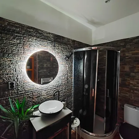 With Monkey Vibes * Братислава