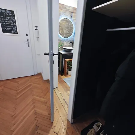 With Monkey Vibes Апартаменты