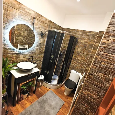 Lejlighed With Monkey Vibes Bratislava